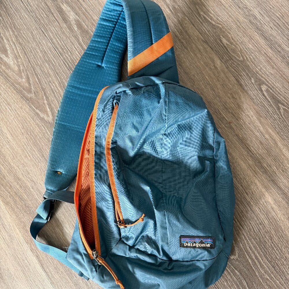 Patagonia Ultralight Black Hole® Sling 8L Bag Backpack Travel Pack